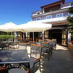 Hotel Gloria 3*