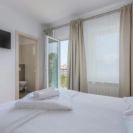 Gloria Hotel 3*