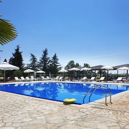 Hotel Gloria 3*
