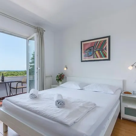 Gloria Hotel 3*