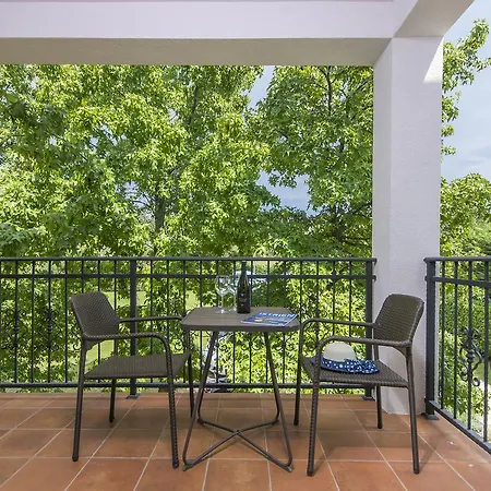 Hotel Gloria Kukci