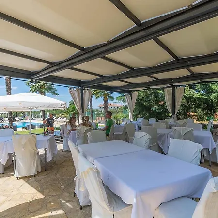 Hotel Gloria 3*